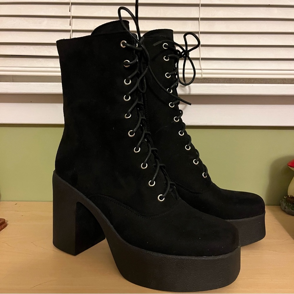 Dollskill Platform Boots